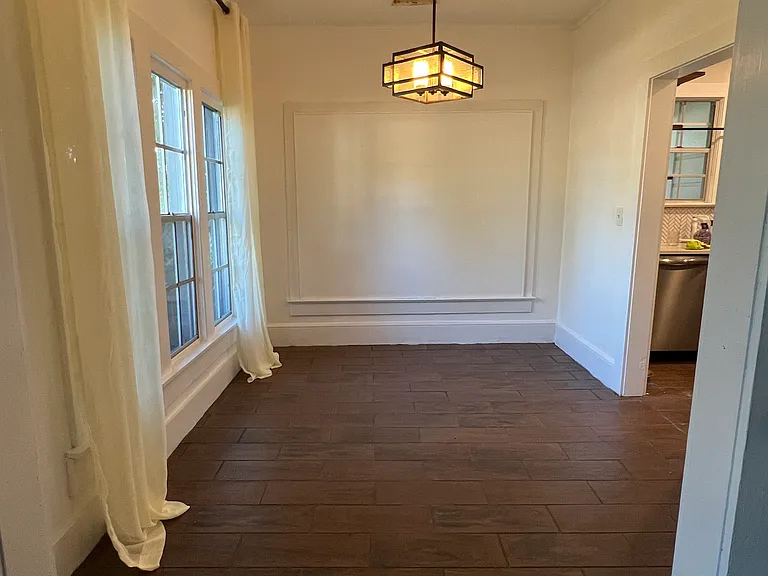 708 Spring St — Photo 4