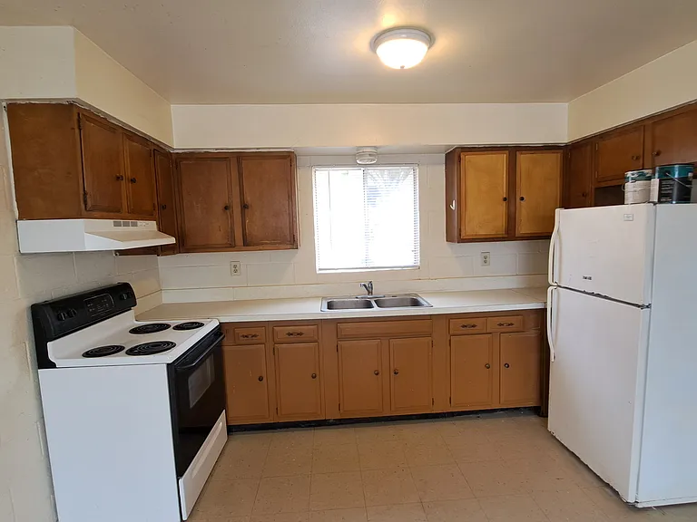 845 Sandell Rd #2 — Photo 5