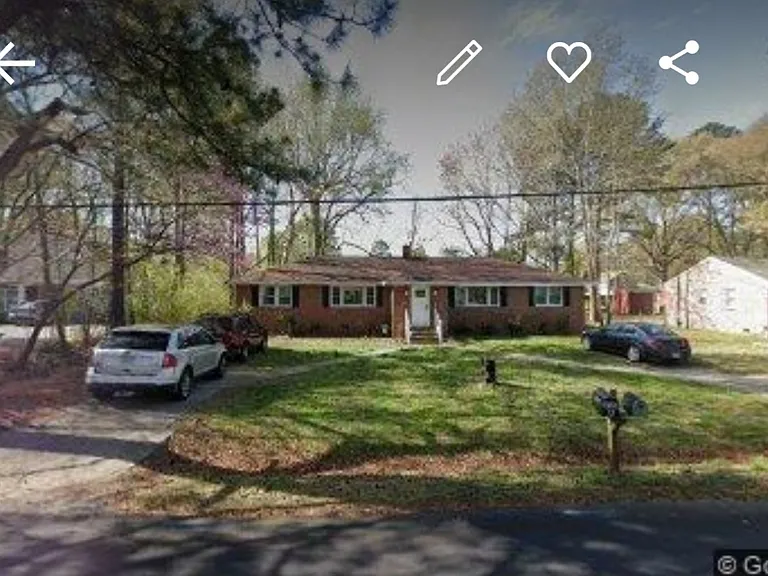Allen Dr — Photo 1