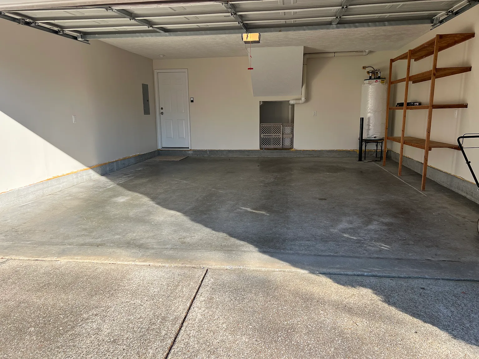 2148 Loudenslager Dr — Photo 2