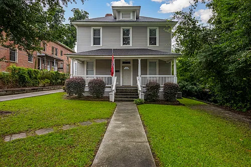 614 Heidt St Photo 1