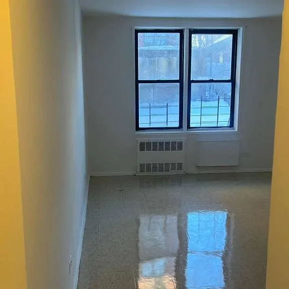2204 Collier Ave #2H — Photo 1