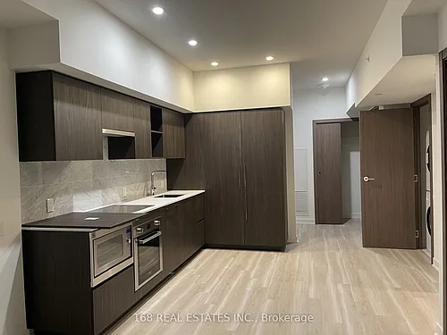 17 Bathurst St #3611 Photo 1