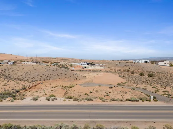 5591 Iris Rd NE, Rio Rancho, NM 87144