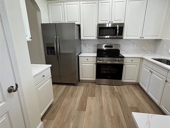 5th image of 34322 Tuscany Ave