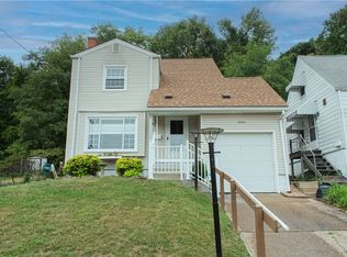 1002 7th St, Beaver, PA 15009