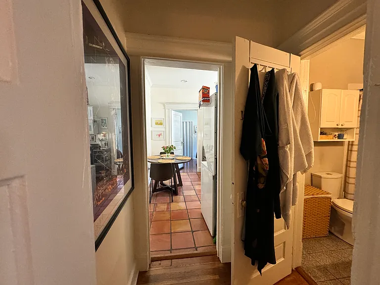 hallway into bathroom/kitchen