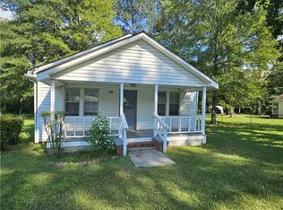 209 Triangle Pl, Fayetteville, NC 28312