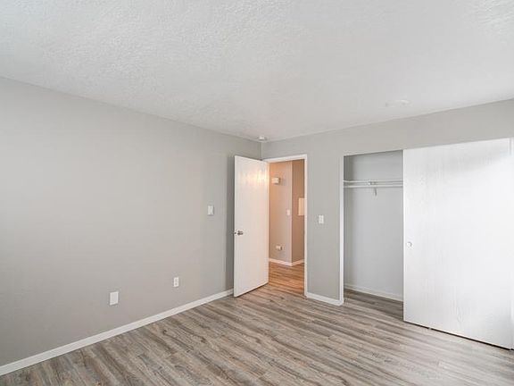 4th image of 2836 F St SE