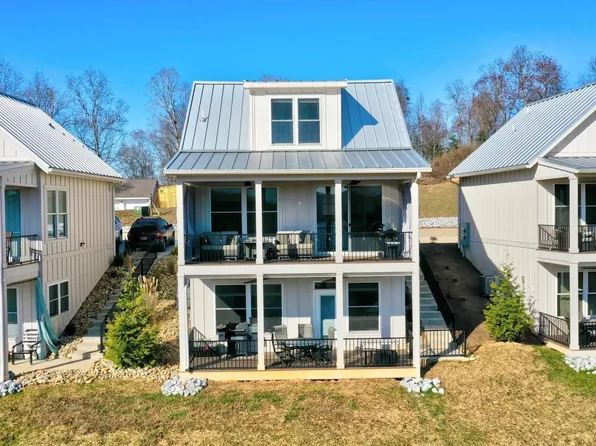 114 E Harbor View Ln #B, La Follette, TN 37766