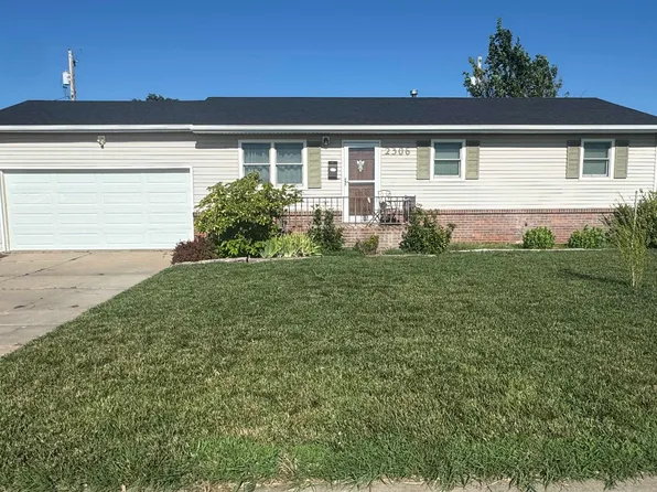 2306 McKinley St, Great Bend, KS 67530