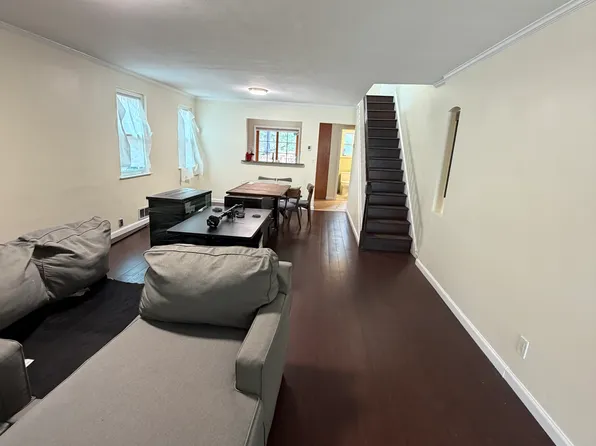 (undisclosed Address), Bronx, NY 10465
