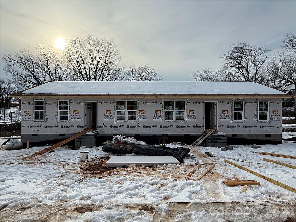 1st image of 432 & 436 N Caldwell Ave