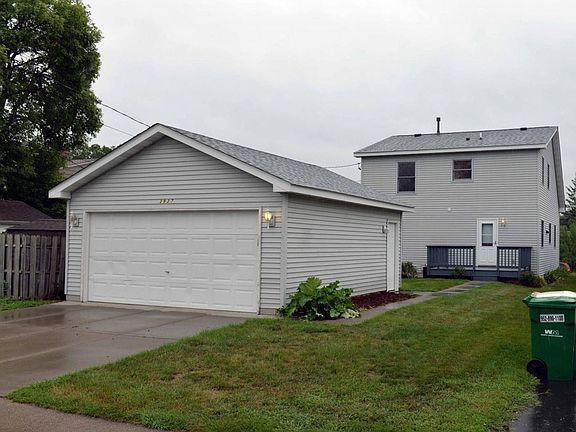 3rd image of 3937 Unity Ave N