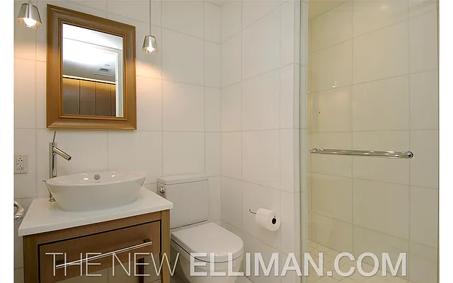 Rented by Douglas Elliman | media 37