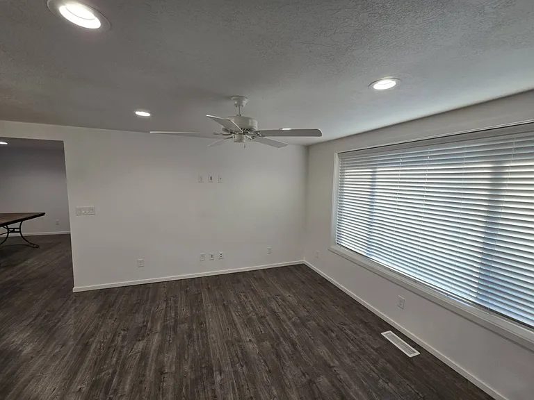5282 S 575 W — Photo 12