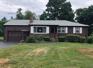 119 Pincushion Rd, Framingham, MA 01702