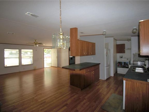 5th image of 10001 Cowley Cove Dr