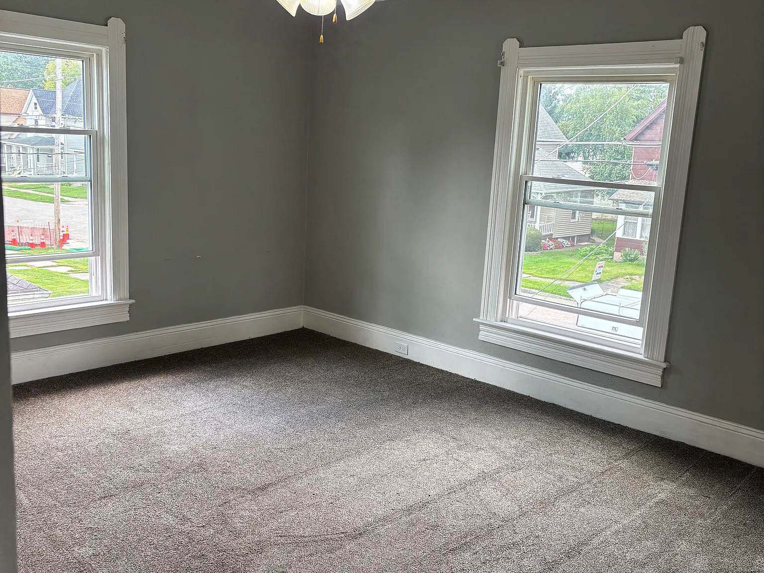 3 bed, 1632 sqft, $1,275 — Photo 2