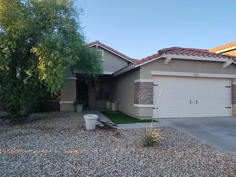25876 W Elizabeth Ave — Photo 23
