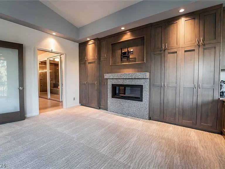 980 Vegas Valley Dr — Photo 19