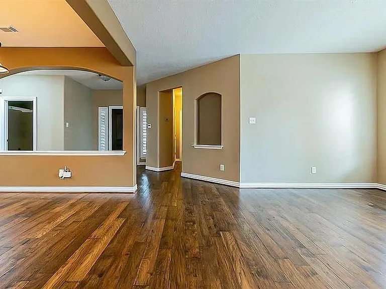 5823 Centennial Glen Dr — Photo 22