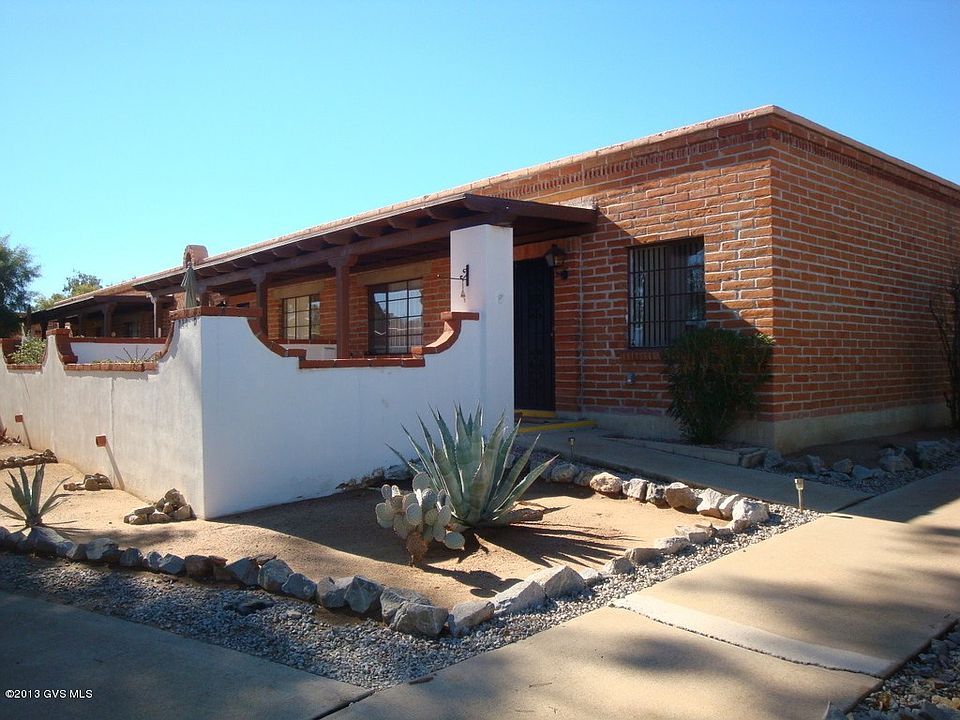 1st image of 250 S Paseo Madera