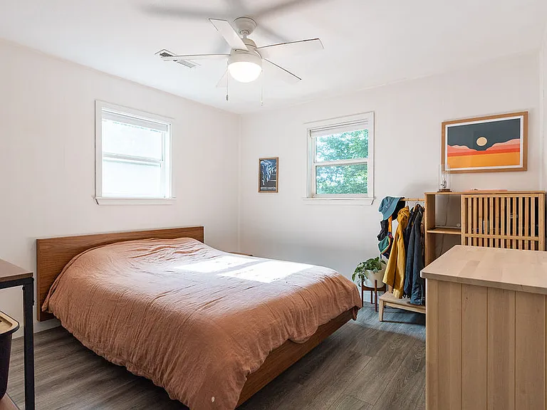 636 S Wood Ave — Photo 12