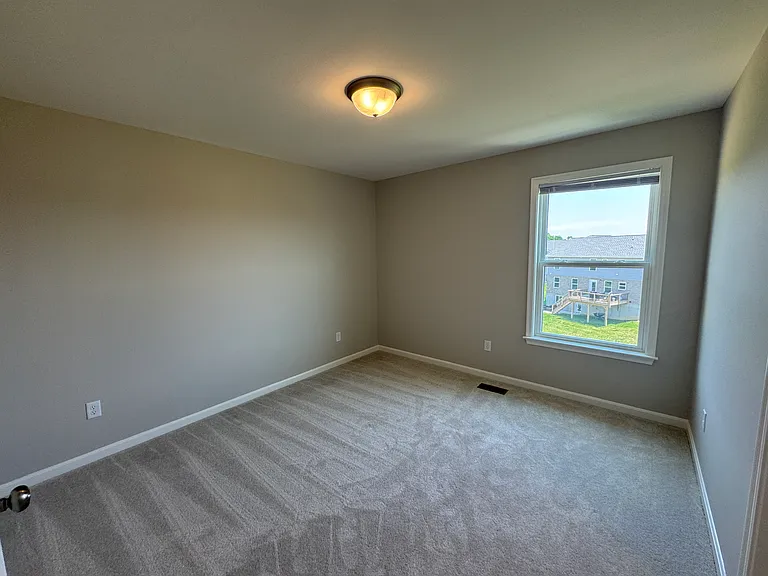 1404 Brookline Ct — Photo 17