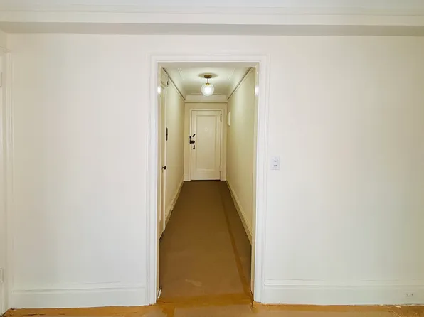 333 East 53rd Street 9N image 5 of 6