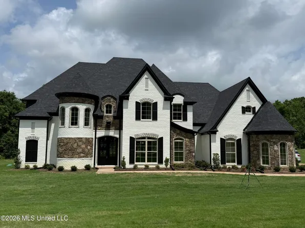 11210 Vickis Ln, Olive Branch, MS 38654