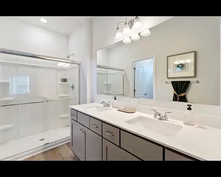 3035 Kingsfield Rd — Photo 4