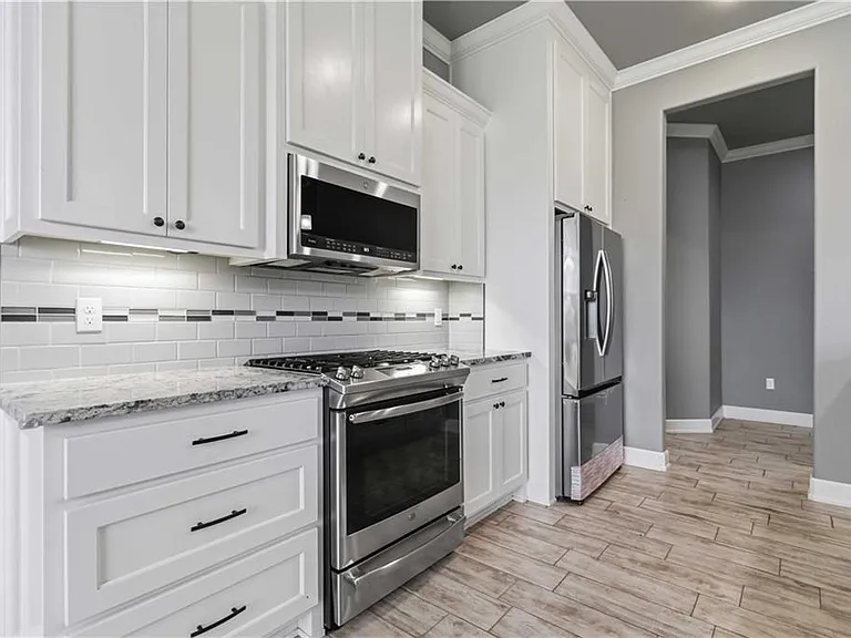 1340 Sweetbriar Cir — Photo 12