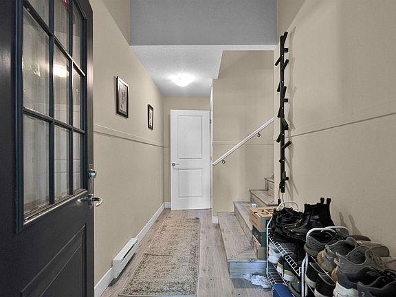 5th image of 8355 Delsom Way #33