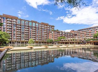 520 N St SW APT S425, Washington, DC 20024