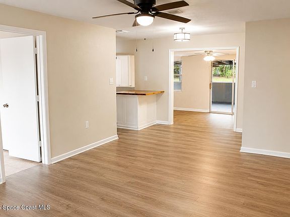 3rd image of 1190 Delmonte St