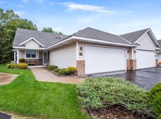 728 Echo Shores Ct, Saint Paul, MN 55115