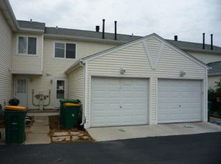 361 Meadow Green Ln, Round Lake Beach, IL 60073