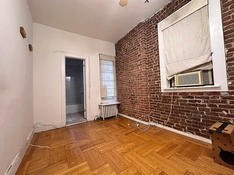 41 W 64th St #5D — Photo 11