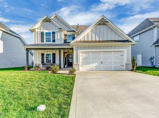 12182 Woodhollow Ln, Knoxville, TN 37932