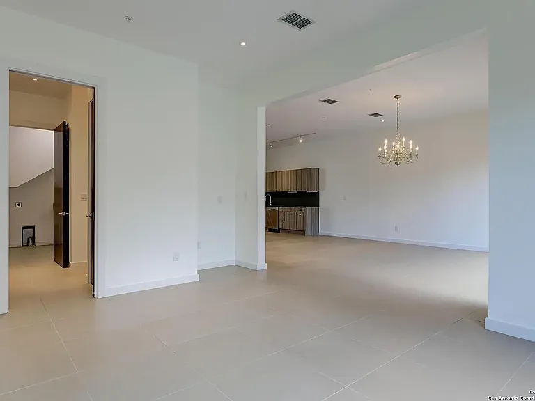 119 Marcia Pl — Photo 11