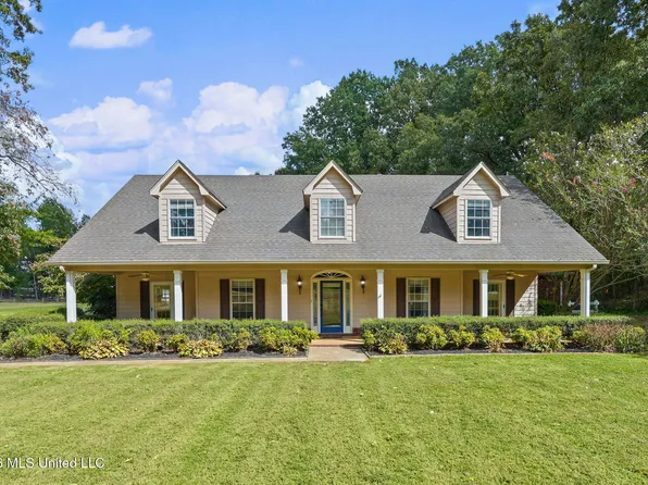 6376 Nellwood Dr, Olive Branch, MS 38654