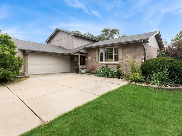 12500 S Melvina Ave, Palos Heights, IL 60463