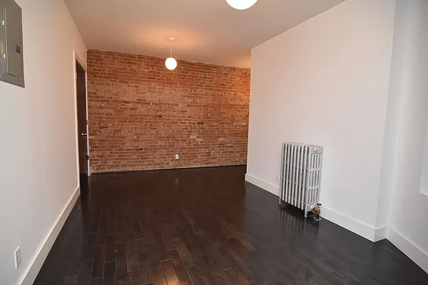 Rented by Building Equity Management LLC | media 20