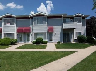 6551 Mariner Dr UNIT 8, Racine, WI 53406