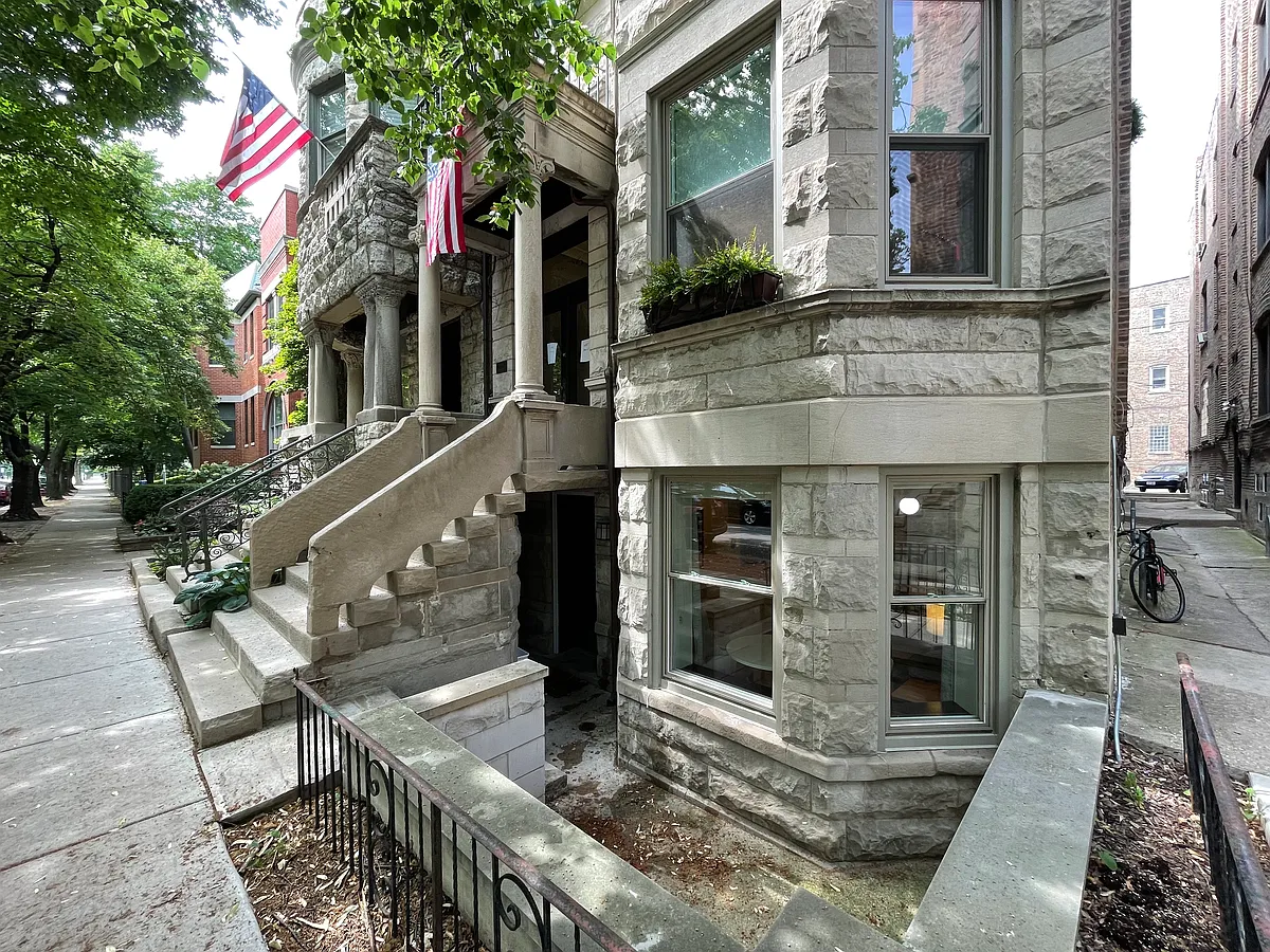 Building Photo - 1506 W Polk St