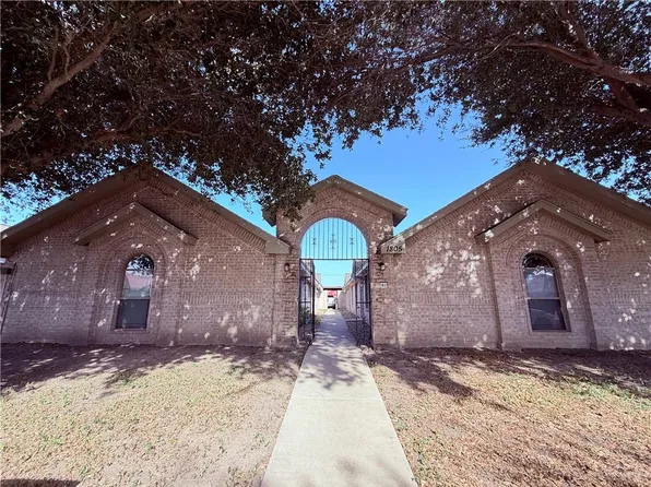 1805 S Linden St, Pharr, TX 78577