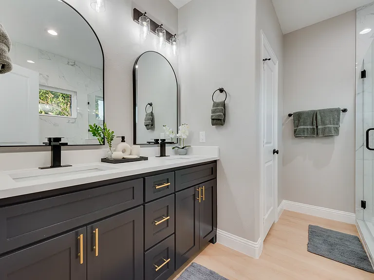 529 Pebblecreek Dr — Photo 15