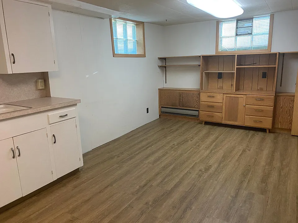 220 E 700 N #BASEMENT