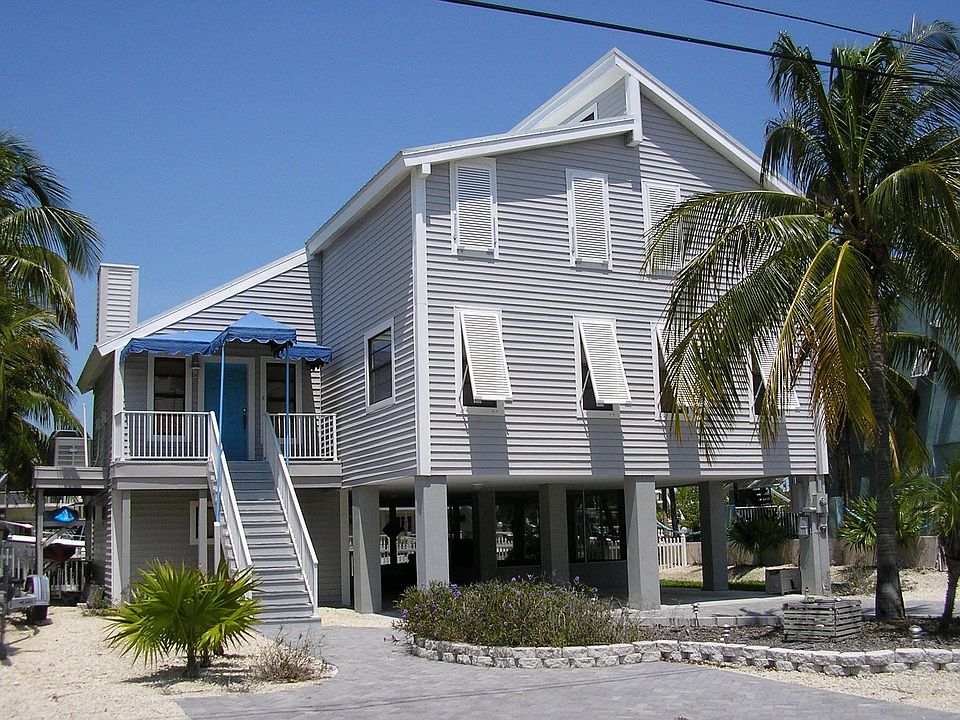 2nd image of 110 Stromboli Dr